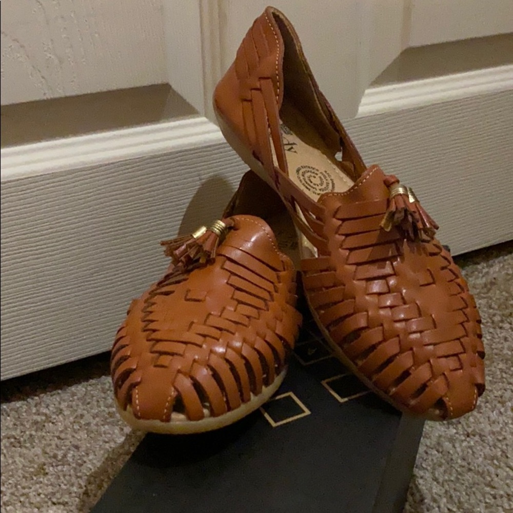 Women’s Sandals